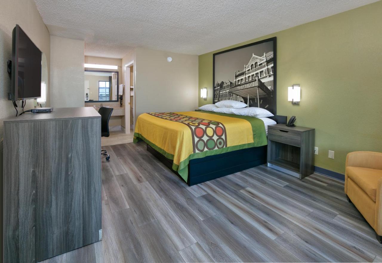 Super 8 By Wyndham Mobile/Tillmans Corner Luaran gambar