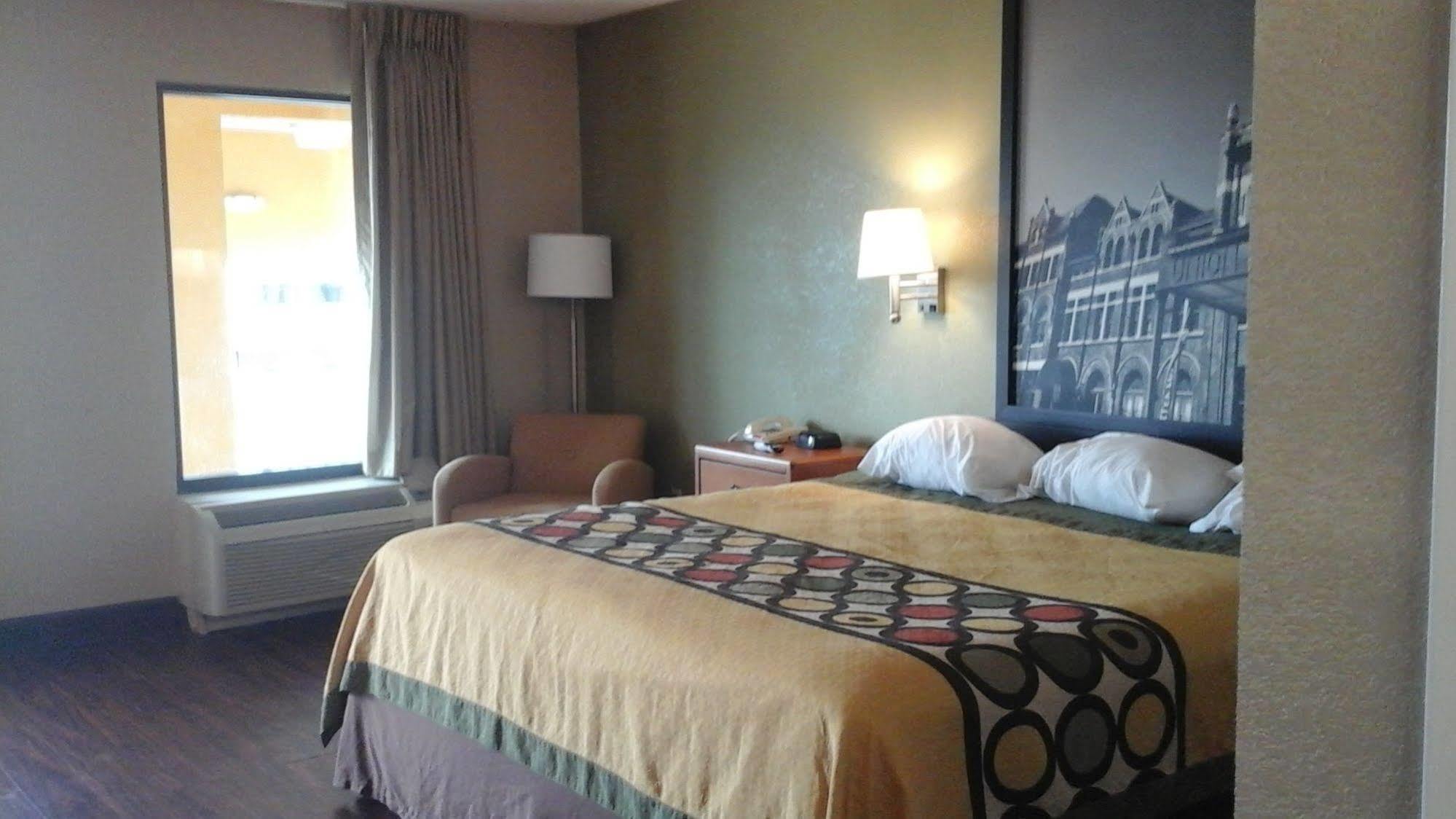 Super 8 By Wyndham Mobile/Tillmans Corner Luaran gambar